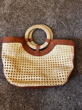 Universal Thread Woven Straw Tote Bag with Brown Trim